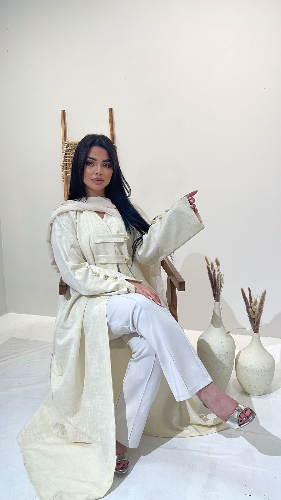 Imperial Linen-Texture Abaya