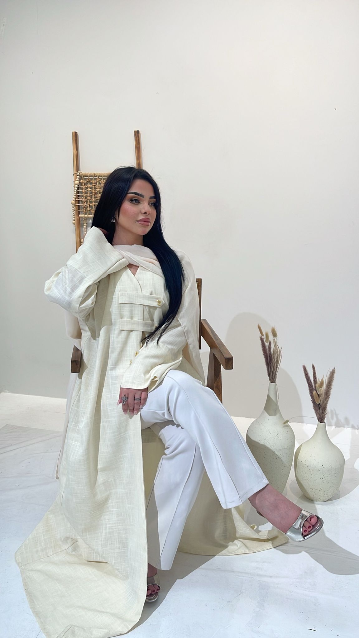 Imperial Linen-Texture Abaya